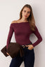 Mürdüm Premium Yumuşak Kumaşlı Fitted/Vücuda Oturan Kayık Yaka Örme Bluz TWOAW24BZ00227