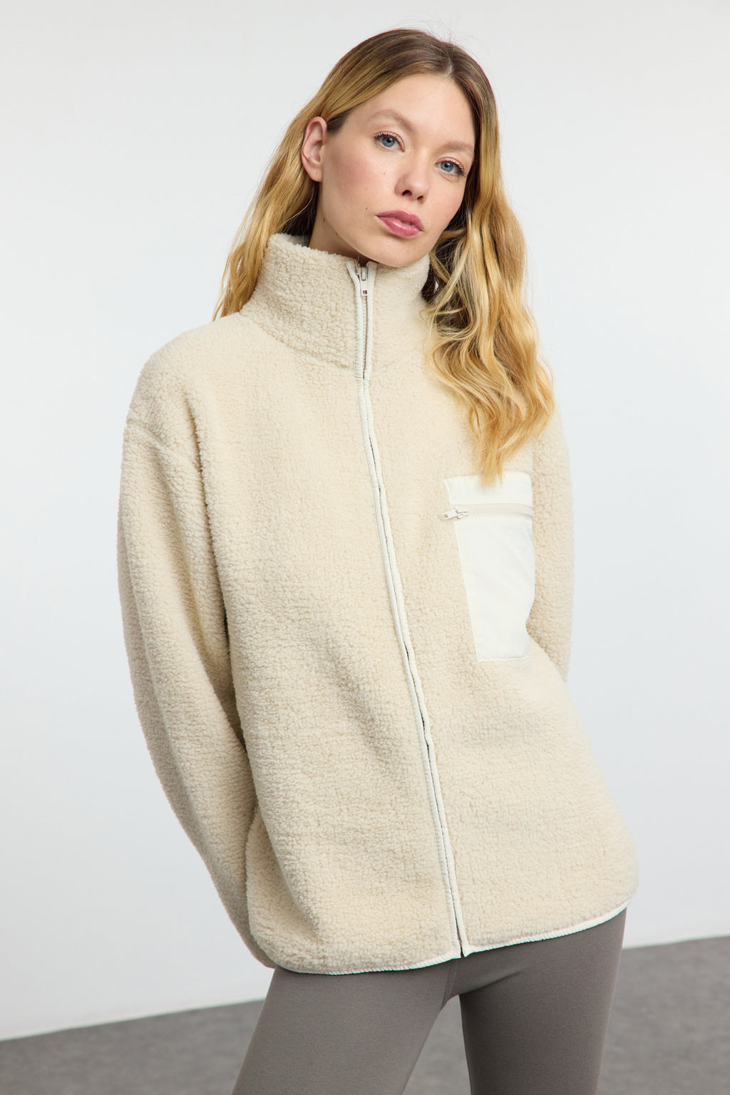 Trendyolmilla Winter Essentials Indigo Kalın Polar Fermuarlı Dik Yaka Cepli Örme Sweatshirt TWOAW24SW00071