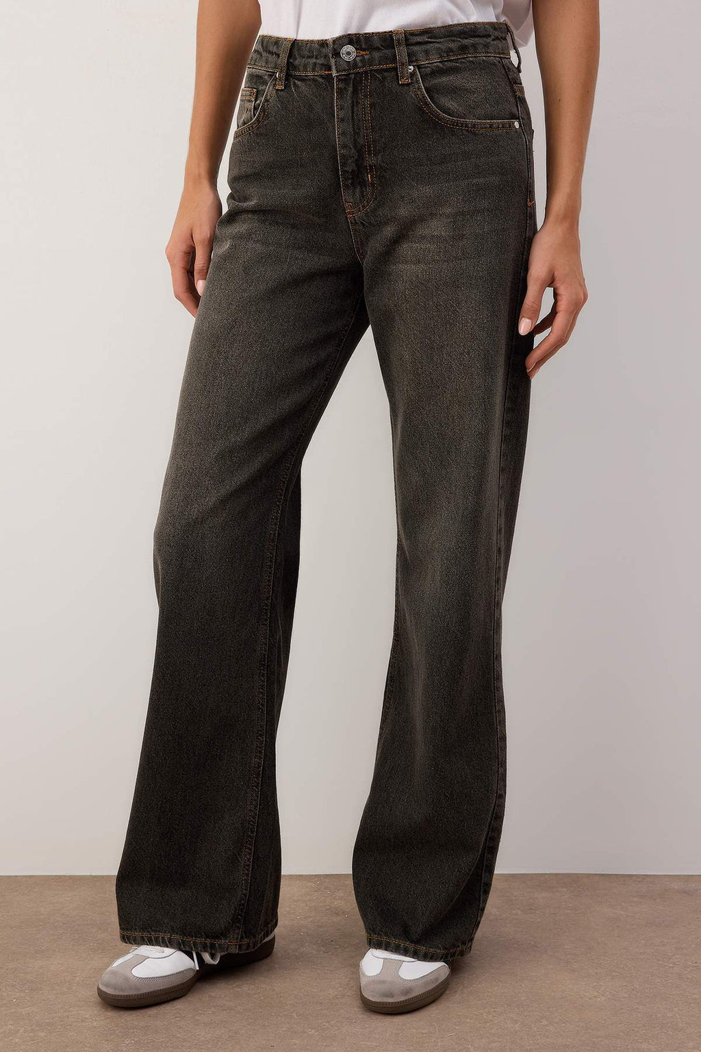 Trendyolmilla Antrasit Yüksek Bel Vintage Yıkama Geniş Paça Wide Leg Jeans TWOAW26JE00124