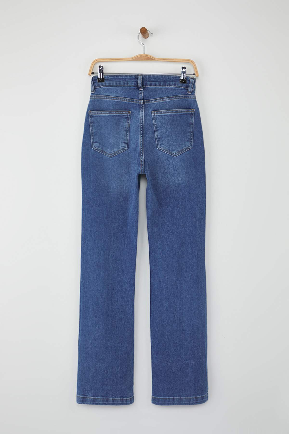 Trendyolmilla Mavi Yüksek Bel Comfort/Esnek İspanyol Paça Flare Jeans TWOAW26JE00047