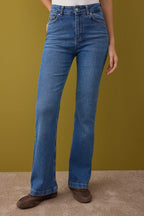 Trendyolmilla Kahverengi Yüksek Bel Orta Esnek Flare İspanyol Paça Jeans TWOAW26JE00047