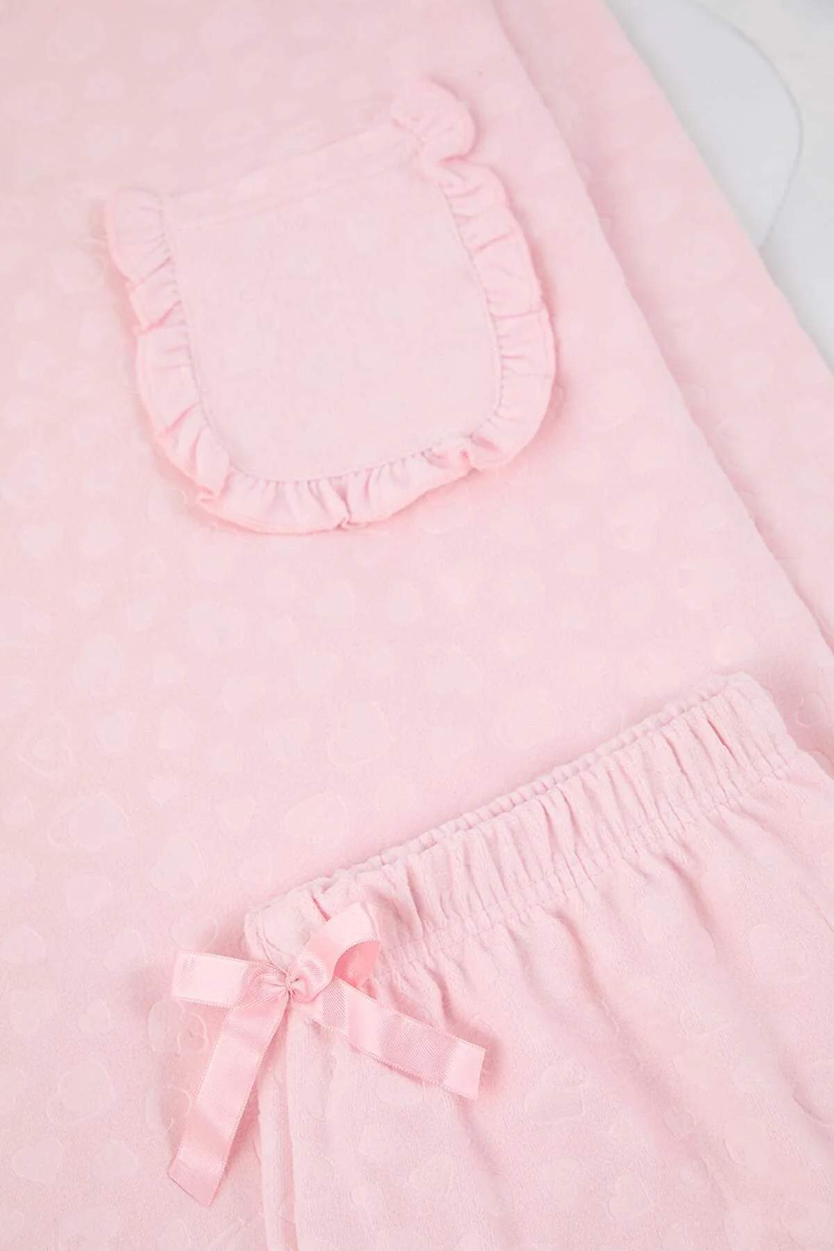 Pudra Kalp Desenli Fırfırlı ve Cepli Örme Pijama Takımı THMAW26PT00205
