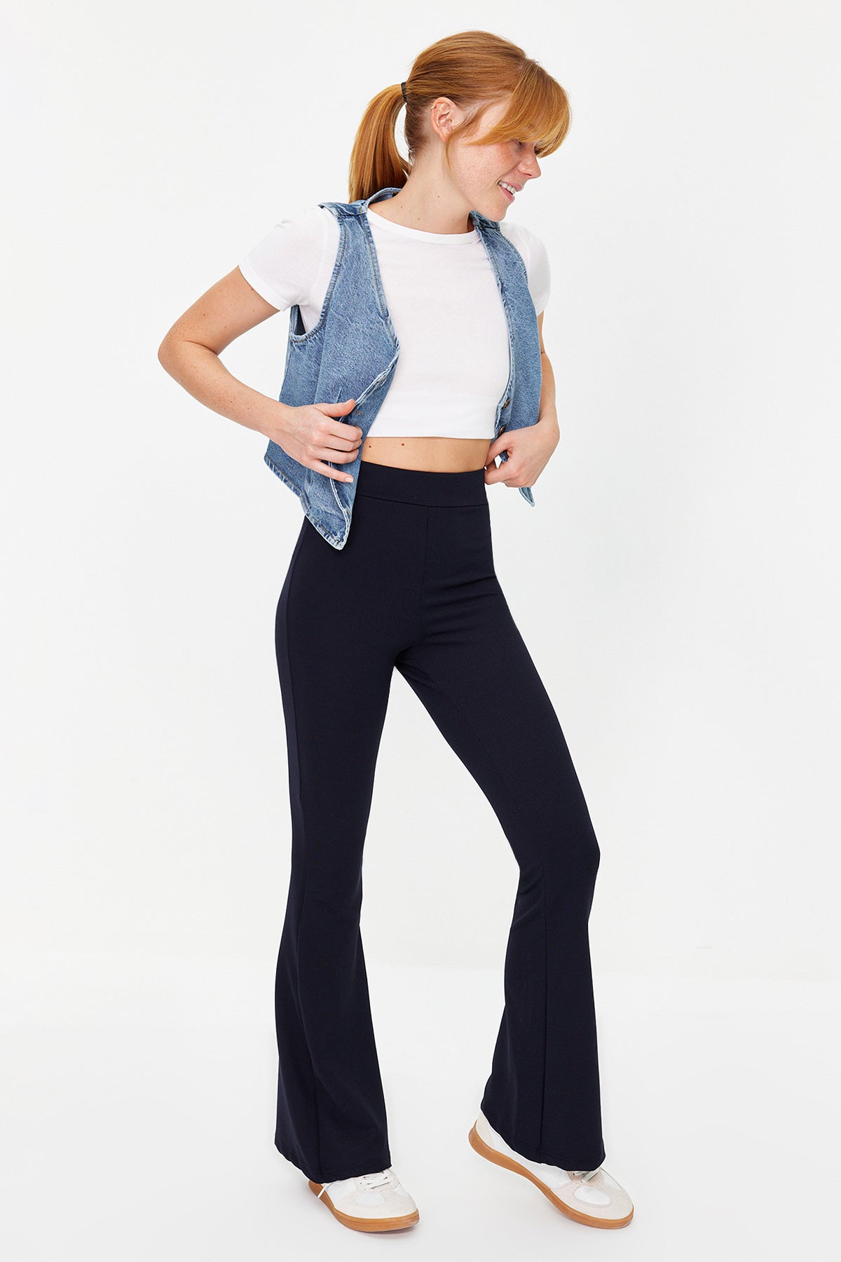 Trendyolmilla Antrasit Fitilli Flare/İspanyol Paça Yüksek Bel Esnek Örme Tayt Pantolon TWOSS23PL00135
