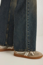 Koyu Mavi Premium Vintage Yıkama Efektli Düşük Bel Wide Leg Jeans TWOSS25JE00083