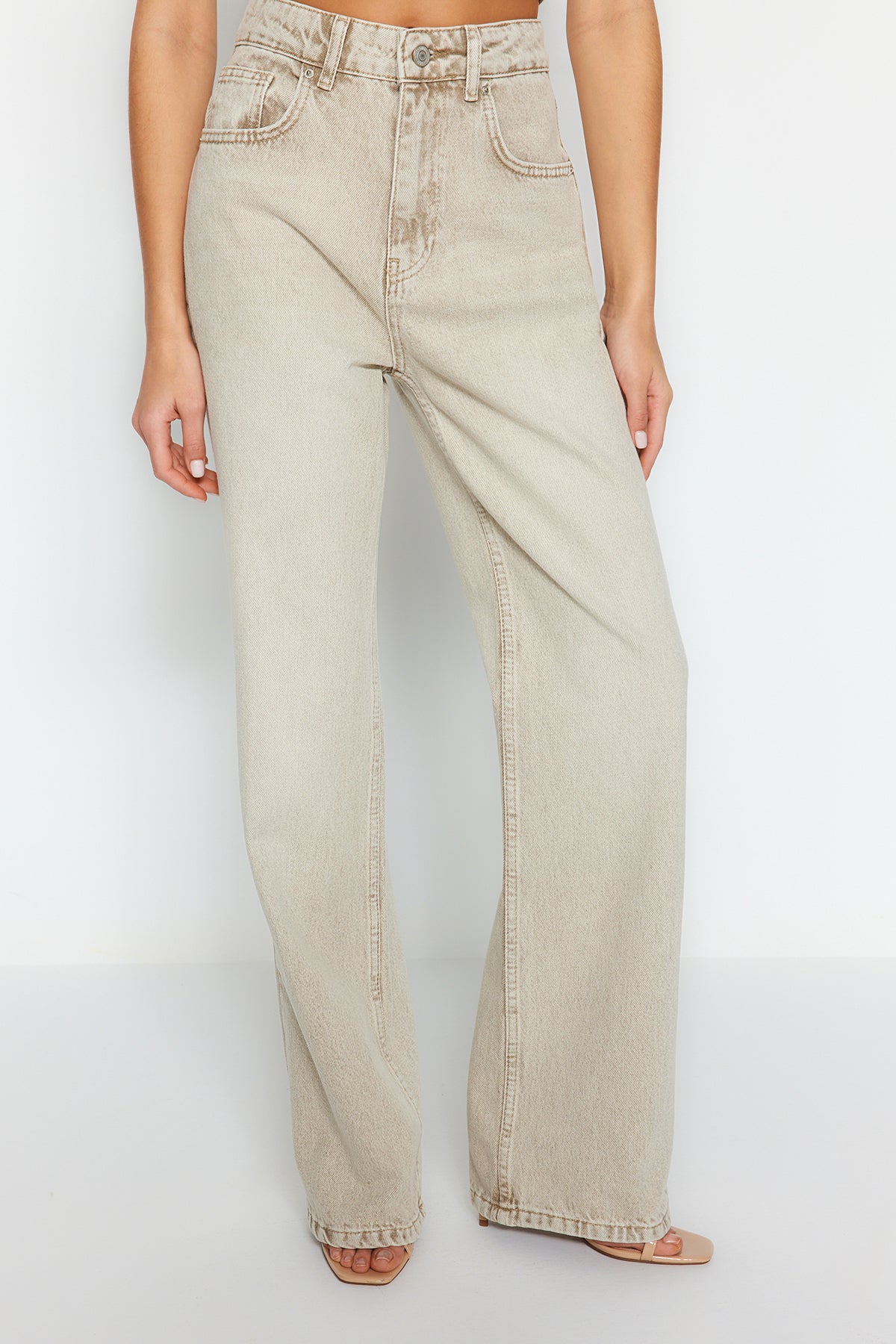 Trendyolmilla Gül Kurusu Normal Bel Wide Leg Jeans TWOSS24JE00011