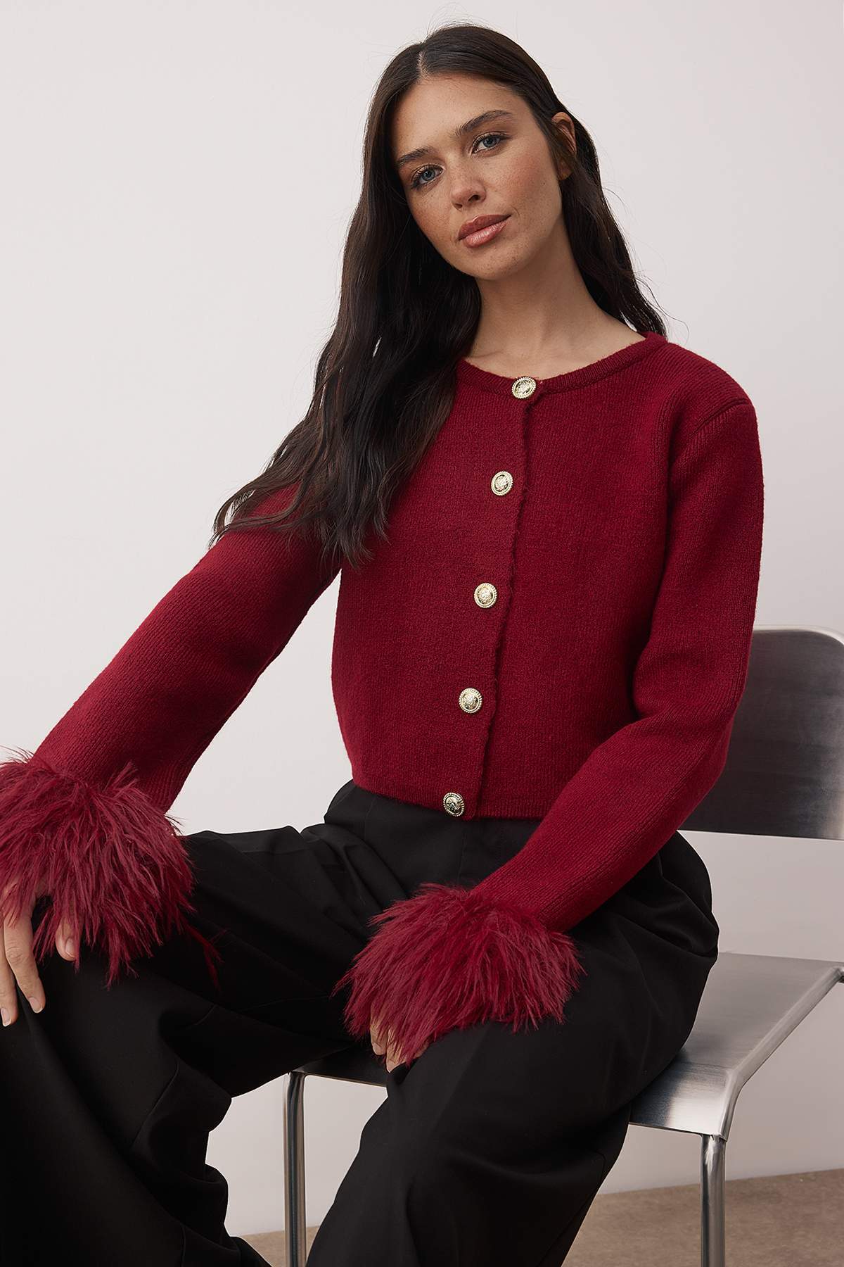 Trendyolmilla Bordo Otriş ve Düğme Detaylı Triko Hırka TWOAW26HI00280 Main image