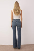 Trendyolmilla Mavi*002 Süper Yüksek Bel Comfort/Esnek Flare Jeans TWOSS23JE00064
