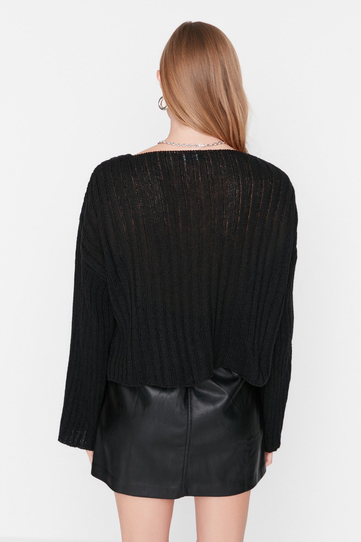 Trendyolmilla Koyu Mavi Merserize Görünümlü Yünlü Geniş Kalıp Basic Triko Kazak TWOAW23KZ01844