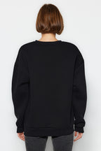Trendyolmilla Siyah Oversize/Bol Kesim Bisiklet Yaka Kalın/İçi polarlı Örme Sweatshirt TWOAW24SW00102