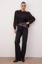 Siyah Leopar Desenli Fular Detaylı Paçası Kesikli Yüksek Bel Wide Leg Jeans TWOAW26JE00285