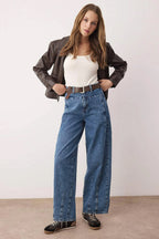 Trendyolmilla Ekru Kahverengi Kemerli Dikiş Detaylı Yüksek Bel Barrel Baggy Jeans TWOSS25JE00182