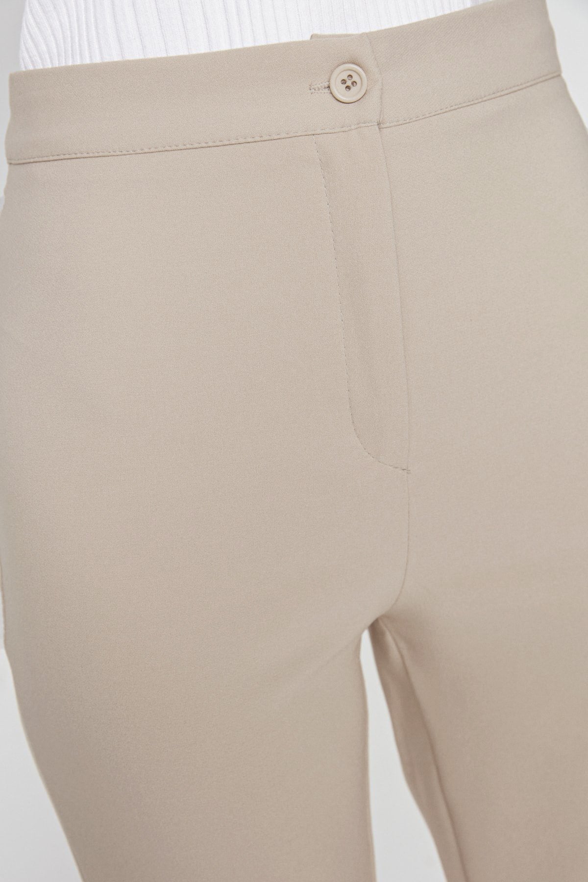 Trendyolmilla Gri İspanyol Paça Flare Bootcut Dokuma Kumaş Pantolon TOFAW19BB0581