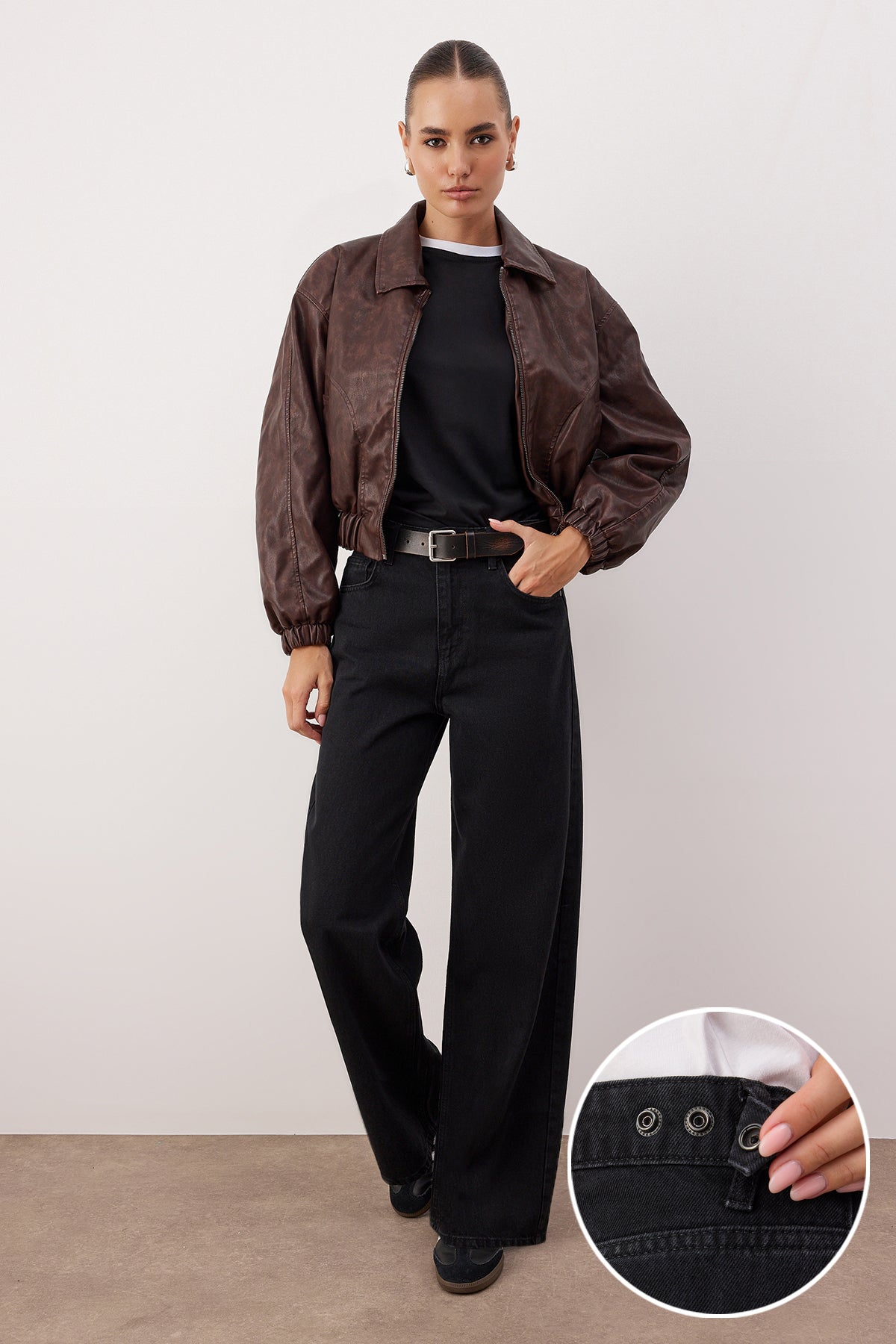 Trendyolmilla Mavi Beli Ayarlı Yüksek Bel Wide Leg/Geniş Paça Jeans TWOAW26JE00265