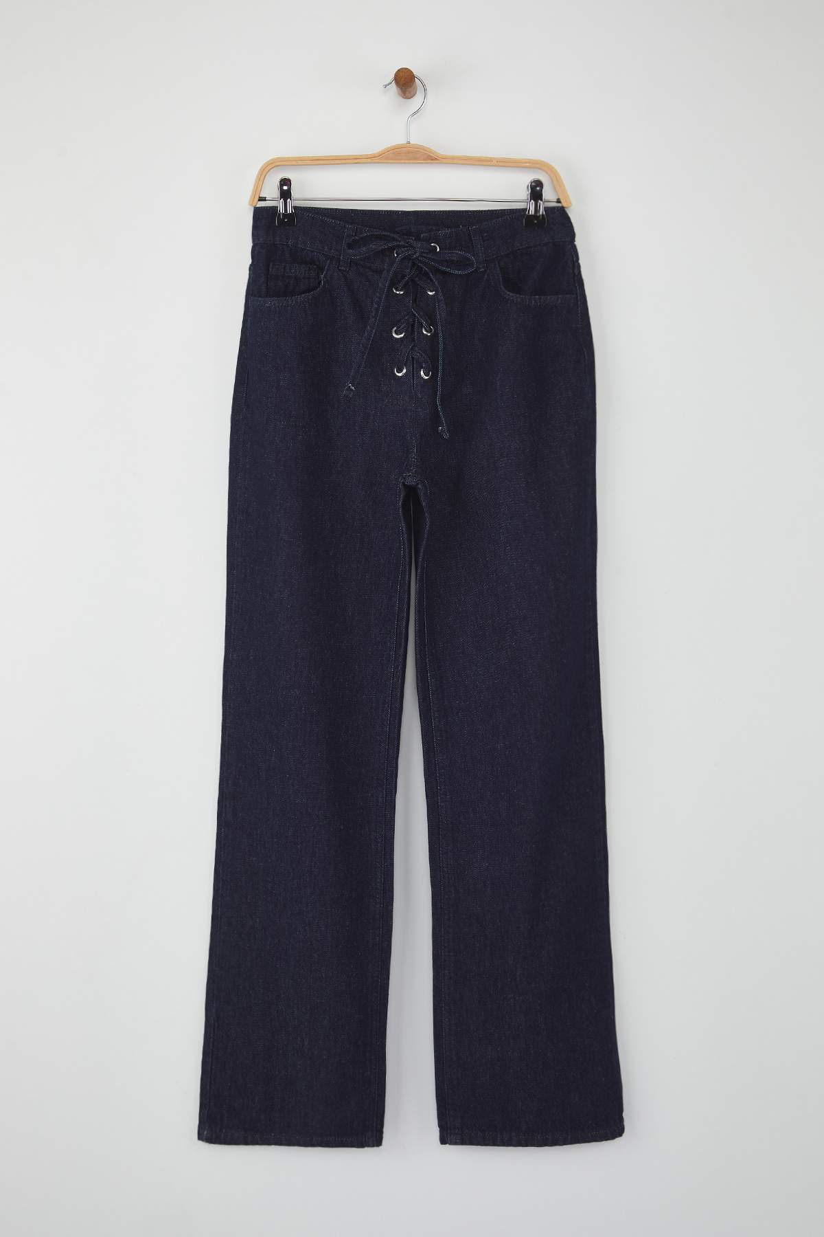 Özel Koleksiyon Koyu Mavi Kuş Gözü Bağlama Detaylı Yüksek Bel Wide Leg Jeans TWOAW26JE00042 Main image
