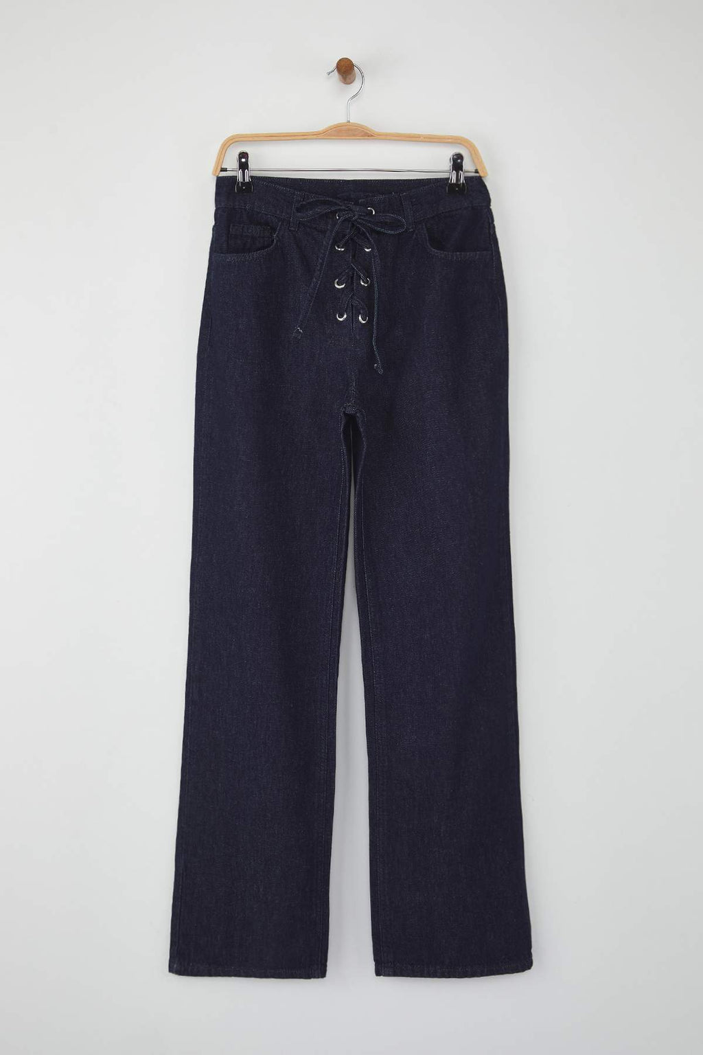 Özel Koleksiyon Koyu Mavi Kuş Gözü Bağlama Detaylı Yüksek Bel Wide Leg Jeans TWOAW26JE00042