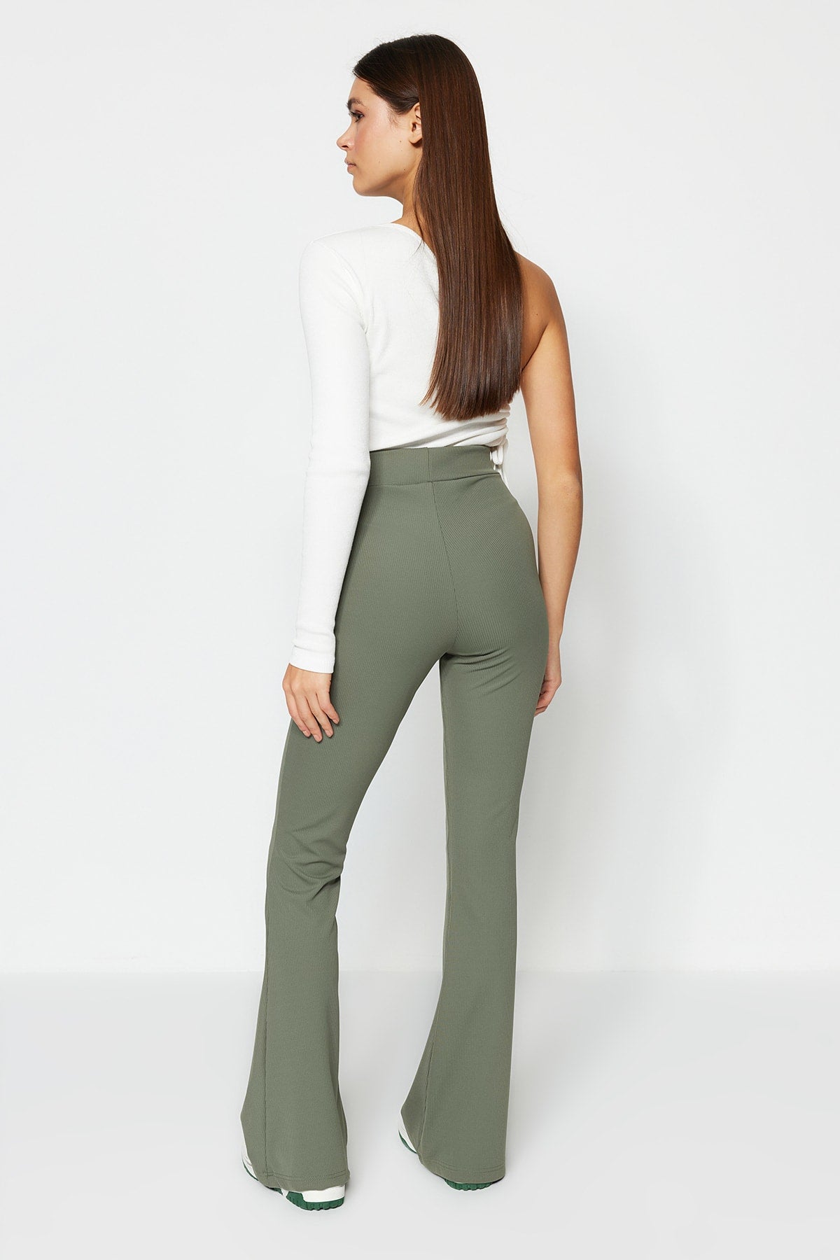 Trendyolmilla Antrasit Fitilli Flare/İspanyol Paça Yüksek Bel Esnek Örme Tayt Pantolon TWOSS23PL00135