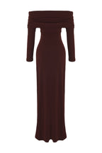 Trendyolmilla Limited Edition Siyah Büzgülü Carmen Yaka Esnek Maxi Örme Elbise TWOAW26EL00112