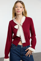 Trendyolmilla Bordo Crop Dantel Garnili Renk Bloklu Triko Hırka TWOAW25HI00251