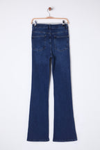 Trendyolmilla Koyu Mavi Yüksek Bel Comfort/Esnek Flare İspanyol Paça Jeans TWOSS25JE00110