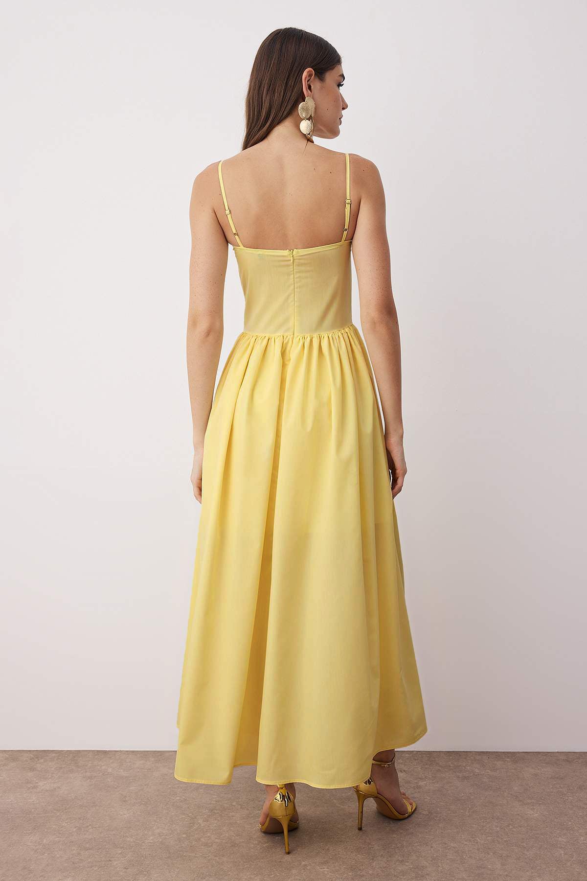 Trendyolmilla Açık Mavi A-Kesim Poplin Dokuma Midi Elbise TPRSS24EL00294