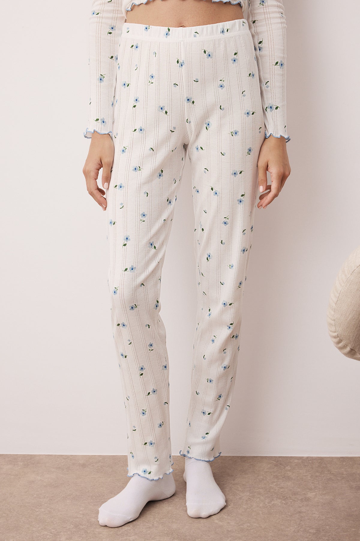 Trendyolmilla Bordo %100 Pamuklu Çiçekli Kurdele/Fiyonklu Fitilli/Pointel Örme Pijama Takımı THMAW26PT00070