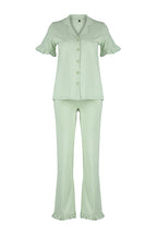Trendyolmilla Gül Kurusu %100 Pamuklu Fırfır Detaylı Örme Pijama Takımı THMSS24PT00223