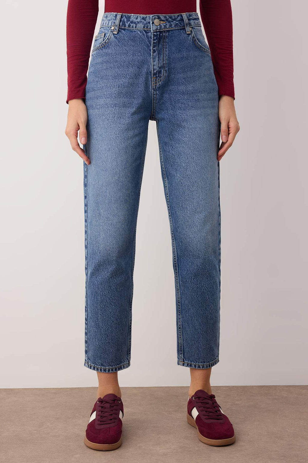 Trendyolmilla Siyah Yüksek Bel Mom %100 pamuk Non-Stretch Jeans TWOAW26JE00159