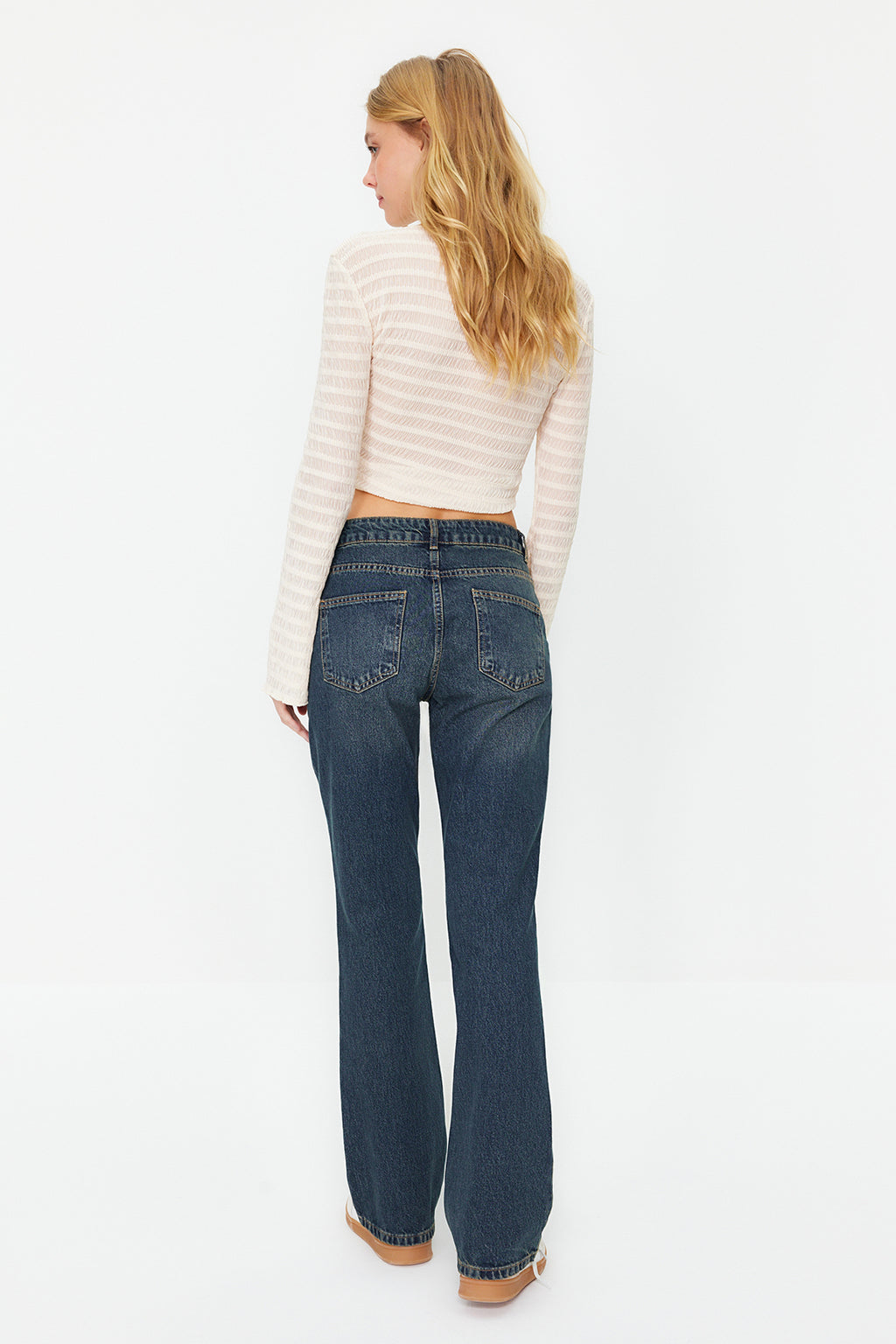 Koyu Mavi Düşük Bel Düz Kesim Straight %100 Pamuk Non-Stretch Jeans TWOSS24JE00100