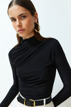 Trendyolmilla Mürdüm Büzgülü Kare Yaka Vücuda Oturan Esnek Örme Bluz TWOSS24BZ00487