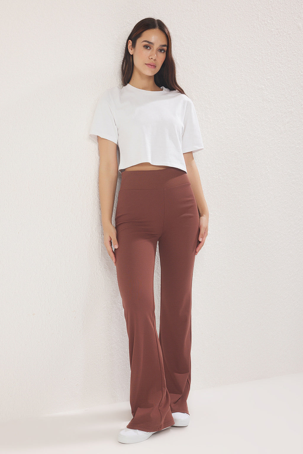 Trendyolmilla Kahverengi Wide Leg/İspanyol Paça Yüksek Bel İnterlok Esnek Örme Pantolon TWOAW25PL00006
