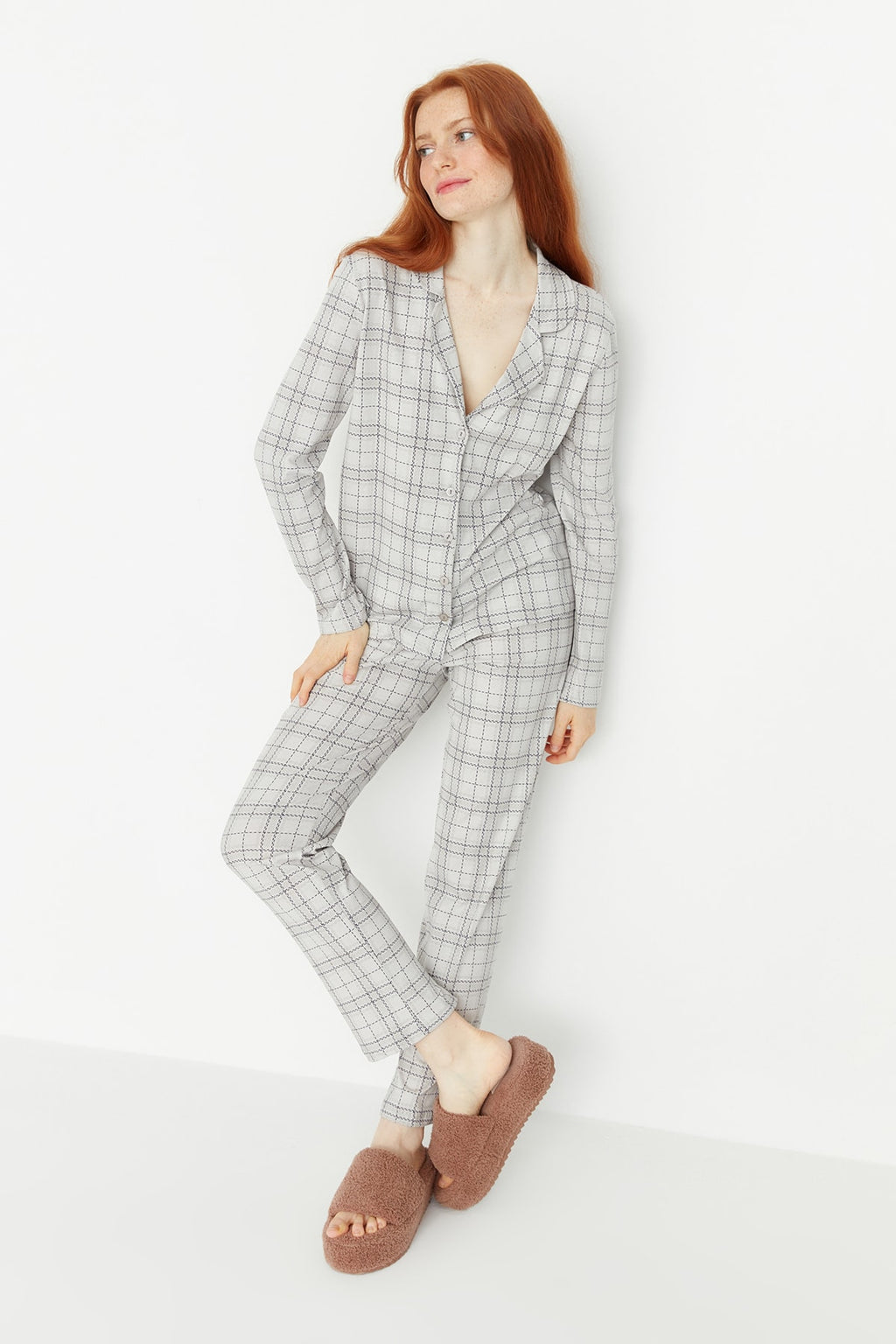 Trendyolmilla Bej %100 Pamuklu Ekoseli Örme Pijama Takımı THMAW20PT0266