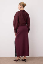 Trendyolmilla Bordo Dantelli Yırtmaç Detaylı Maxi Triko Etek TWOAW26ET00117