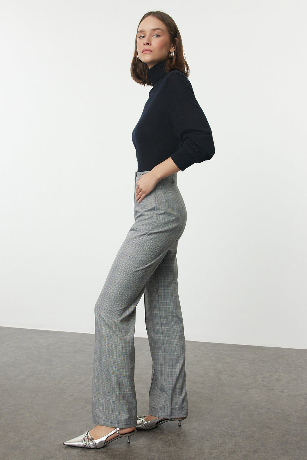 Gri Ekose Straight/Düz Kesim Dokuma Pantolon TWOAW25PL00085