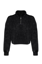 Antrasit Eskitme/Soluk Efektli Rahat Kesim Crop Kalın İçi Polarlı Örme Sweatshirt TWOAW24SW00243