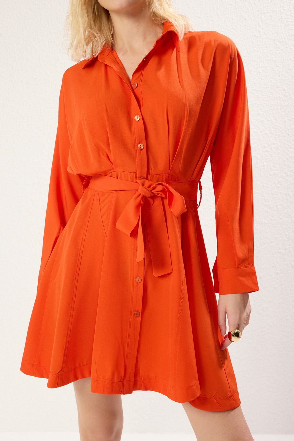 Trendyolmilla Nar Çiçeği Çizgili Kuşaklı Kısa / Mini  Dokuma Elbise TWOAW25EL00154
