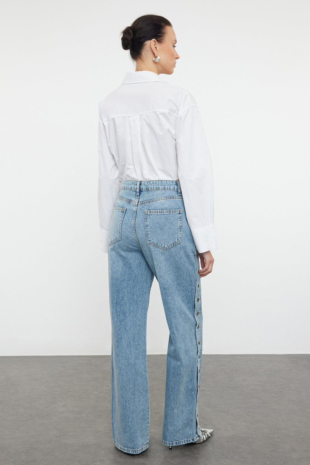 Mavi More Sustainable Aksesuar Detaylı Yüksek Bel Wide Leg Jeans TWOAW25JE00028