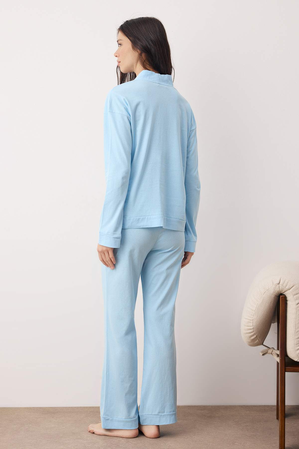 Mavi %100 Pamuklu Cep ve Manşetli Örme Pijama Takımı THMAW26PT00230