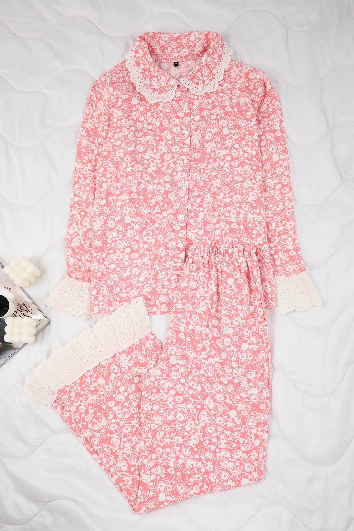 Trendyolmilla Mavi Çiçekli Viskon Dokuma Pijama Takımı THMAW26PT00185