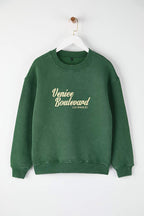 Yeşil Yıkamalı Slogan Baskılı Oversize/Geniş Kalıp Kalın İçi PolarlıÖrme Sweatshirt TWOAW26SW00248