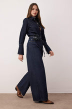 Koyu Mavi Yüksek Bel Gül Kemer Detaylı Wide Leg Jeans TWOAW26JE00171