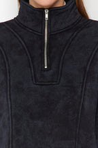 Antrasit Eskitme/Soluk Efektli Rahat Kesim Crop Kalın İçi Polarlı Örme Sweatshirt TWOAW24SW00243