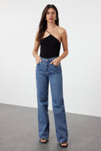 Trendyolmilla Koyu Mavi Yüksek Bel Wide Leg Geniş Paça %100 Pamuk Non-Stretch Jeans TWOSS23JE00068
