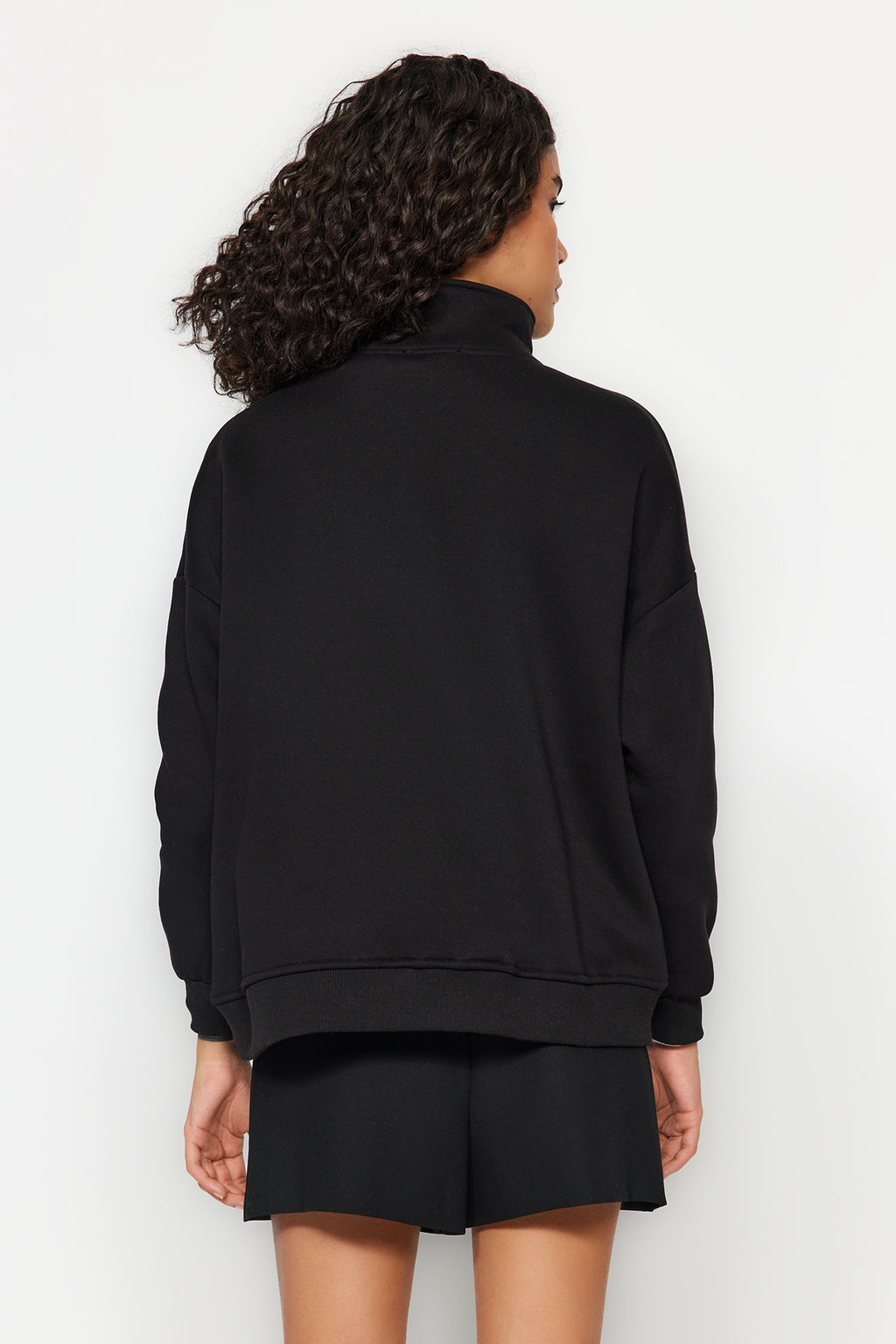 Siyah Oversize/Geniş Kalıp Yarım Fermuarlı Kalın İçi Polarlı Örme Sweatshirt TWOAW24SW00416