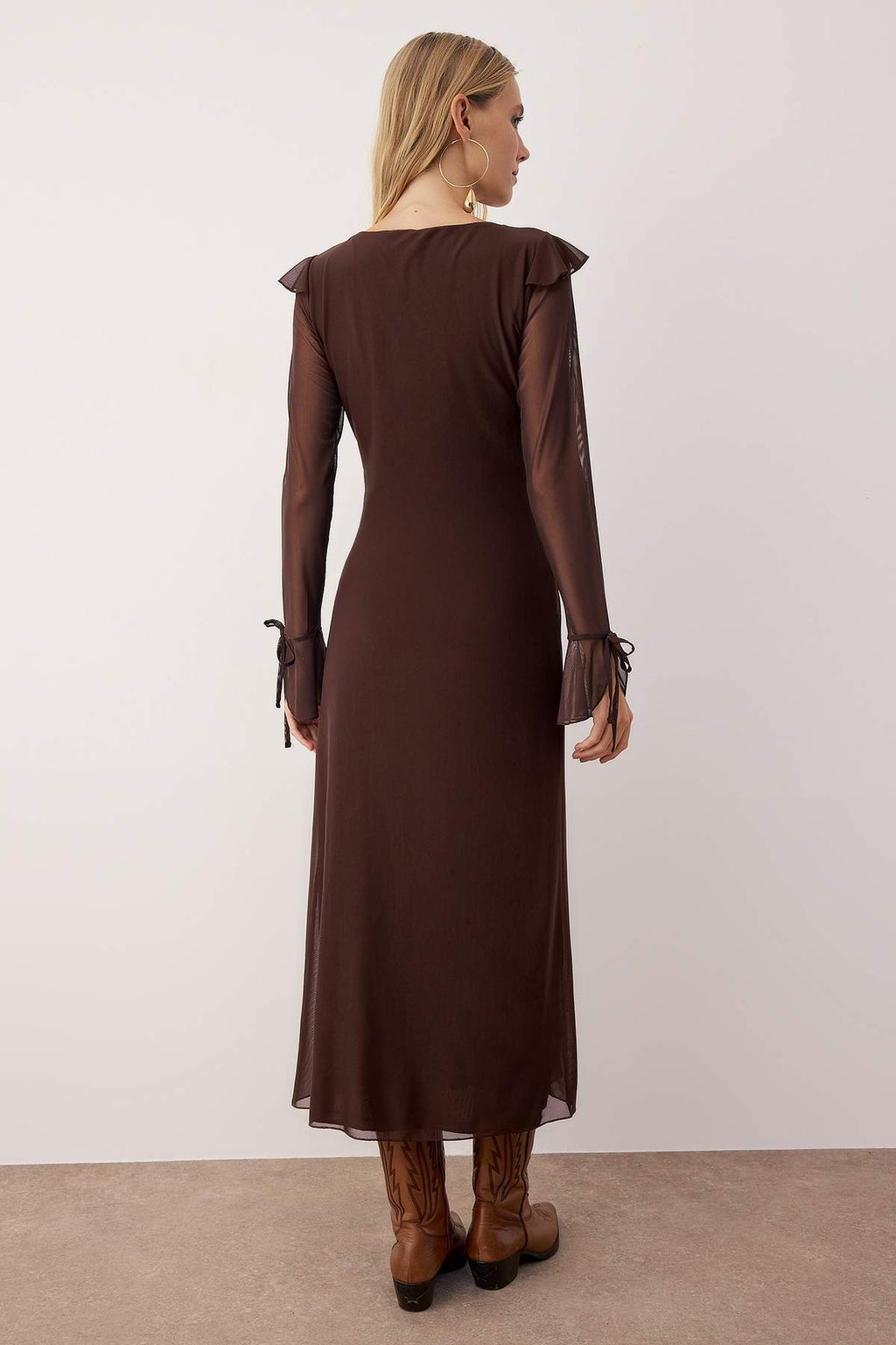 Trendyolmilla Etnik Desenli Fırfırlı Maxi Örme Elbise TWOAW26EL00060