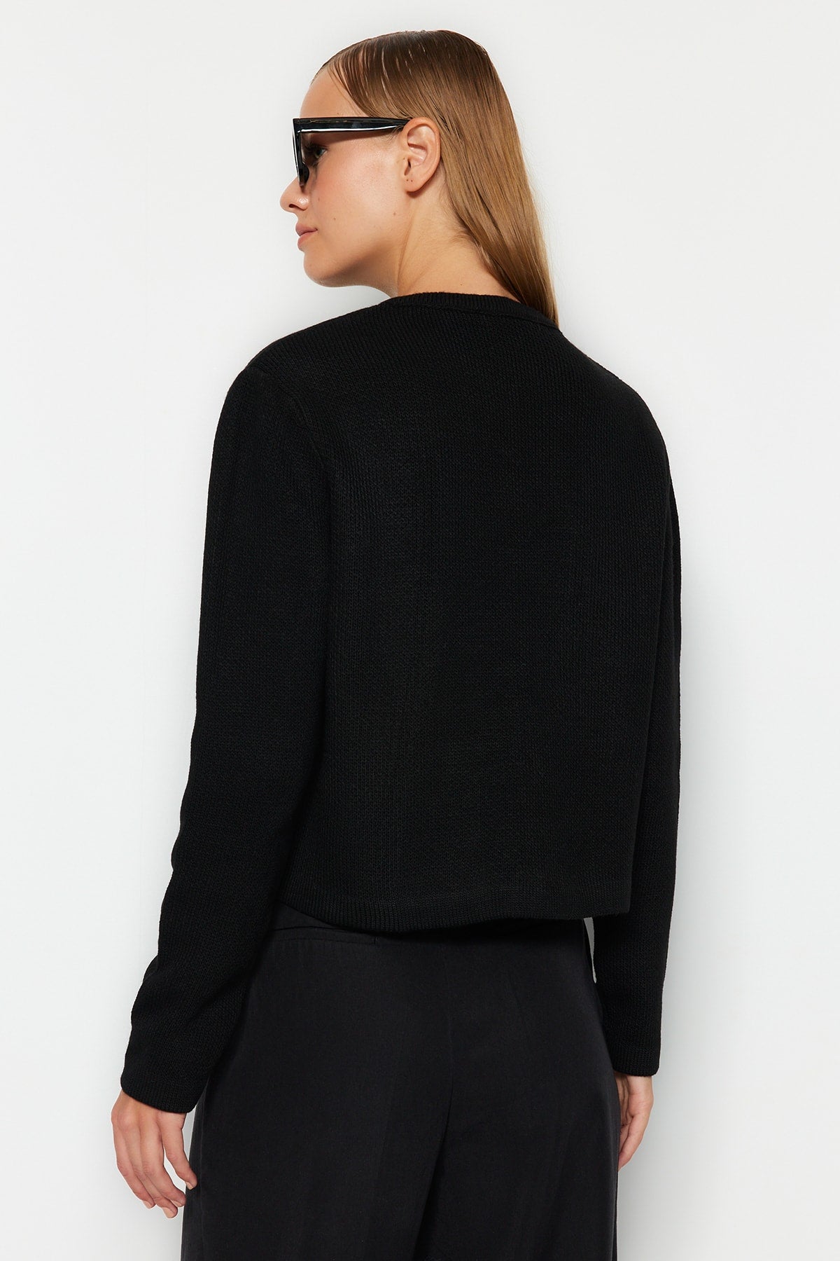 Trendyolmilla Siyah Basic Ceket Görünümlü Triko Hırka TWOAW24HI00090