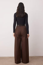 Koyu Kahverengi Kemerli Wideleg/Geniş Paça Pantolon TWOAW26PL00162