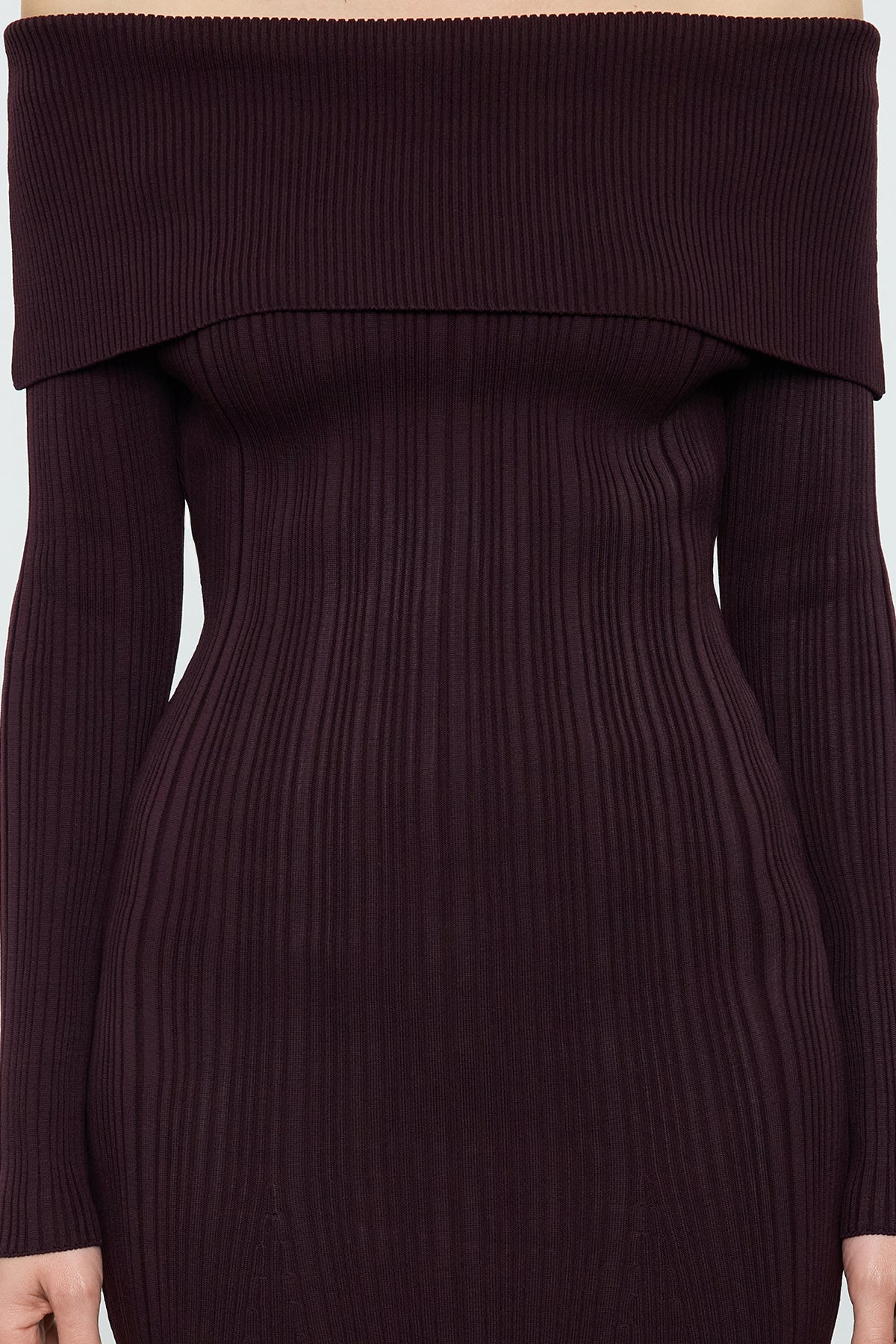 Trendyolmilla Kahverengi Midi Triko Basic Carmen Yaka Elbise TWOAW25EL00033