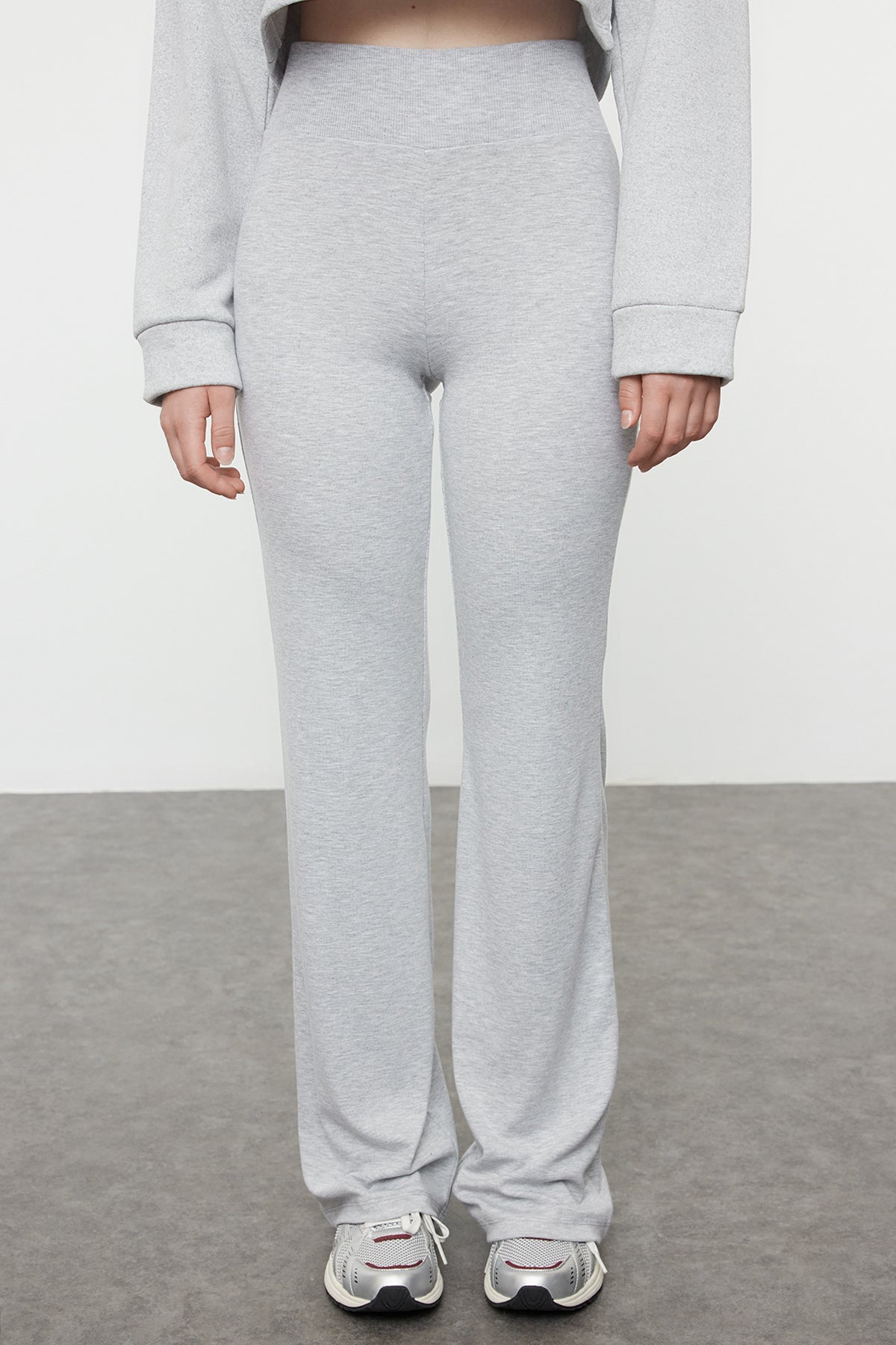Trendyolmilla Kahverengi Wide Leg/İspanyol Paça Yüksek Bel İnterlok Esnek Örme Pantolon TWOAW25PL00006