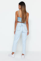 Trendyolmilla Açık Mavi Yüksek Bel Az Esnek Mom Kesik Paça Jeans TWOSS23JE00094
