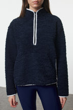 Trendyolmilla Beyaz Peluş Örme Spor Sweatshirt THMAW23SW00021
